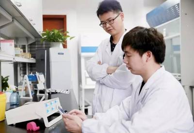 华东师大叶海峰组 智能手机远程调控治疗糖尿病，开启医疗新模式